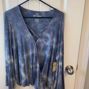 American Eagle too new with tags